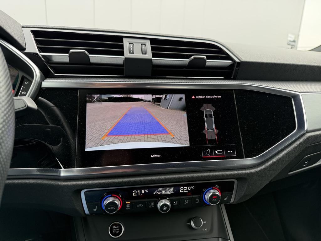 Audi Q3 45 tfsi e hybrid 245pk s edition | zwart optiek