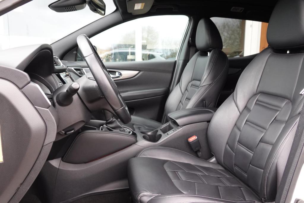 Nissan Qashqai 1.2 tekna +