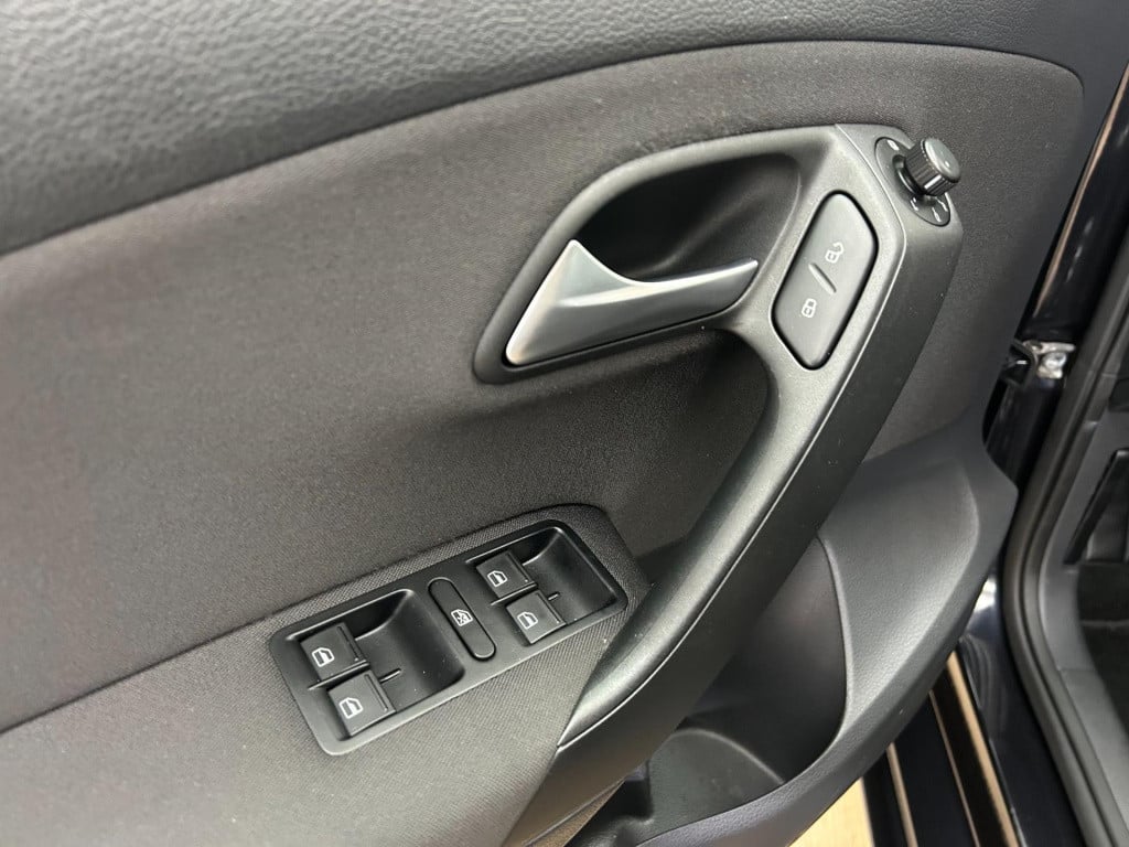 Volkswagen Polo occasion 1.2 tsi comfortline | black edition | airco | spor