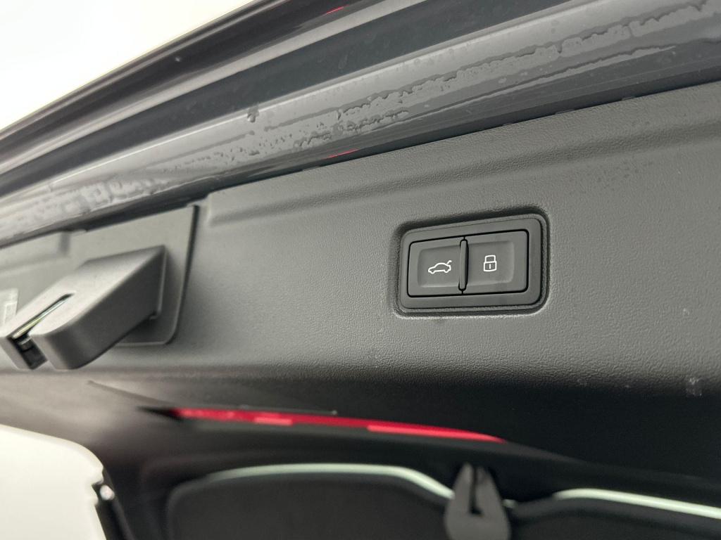 Audi A6 Avant E-tron s edition e-tron 100kwh 270 kw / 367 pk avant elek