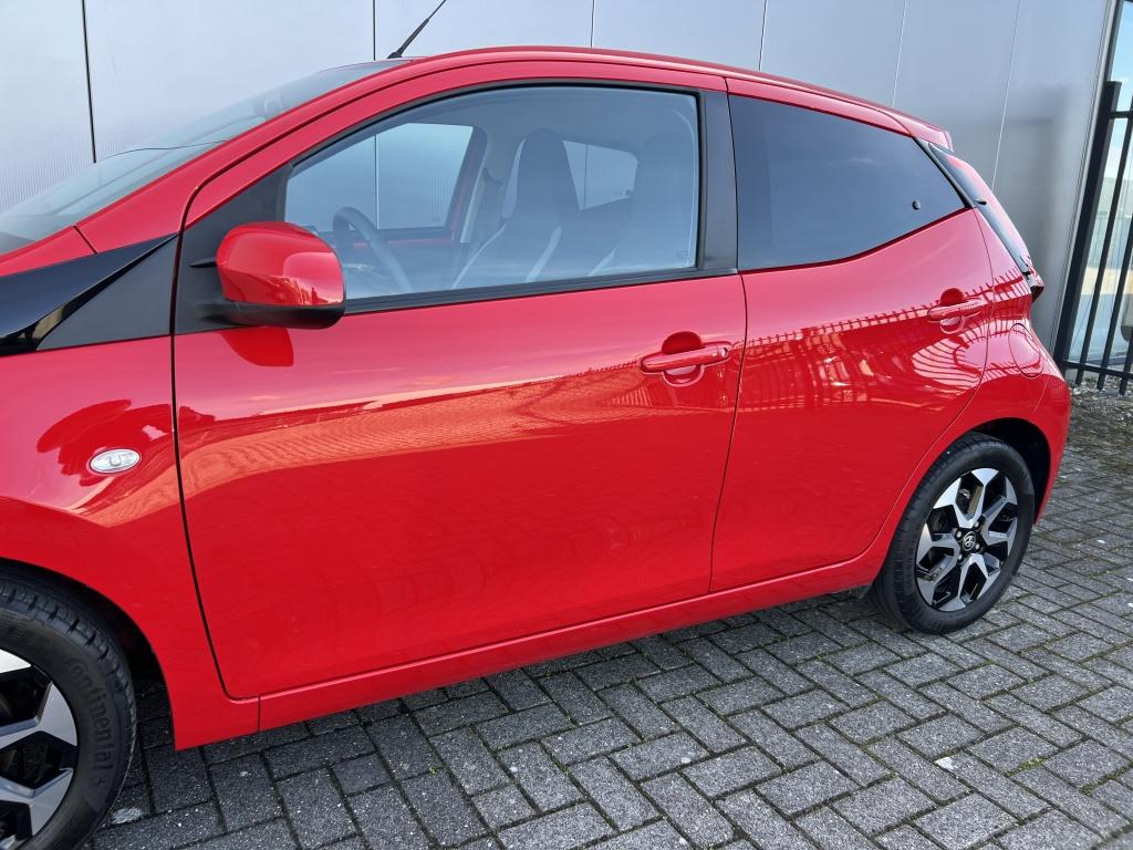 Toyota Aygo 1.0 vvt-i x-joy