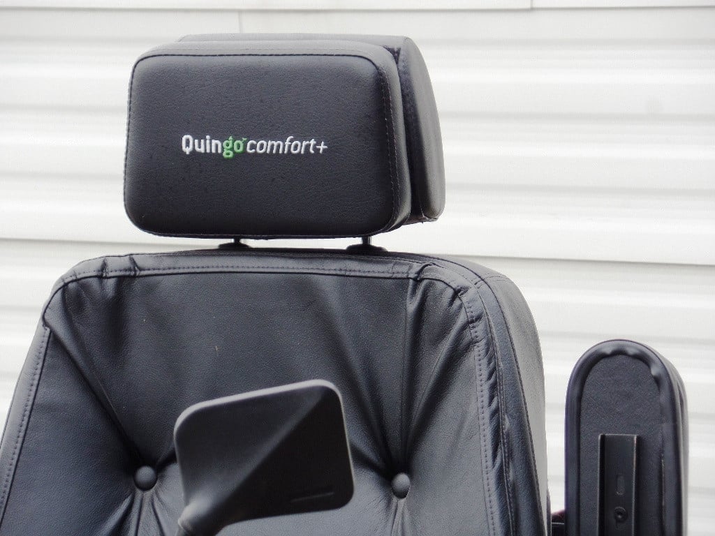 Comfortabele Quingotoura scootmobiel met 5 wielen en achteruitrijcamera