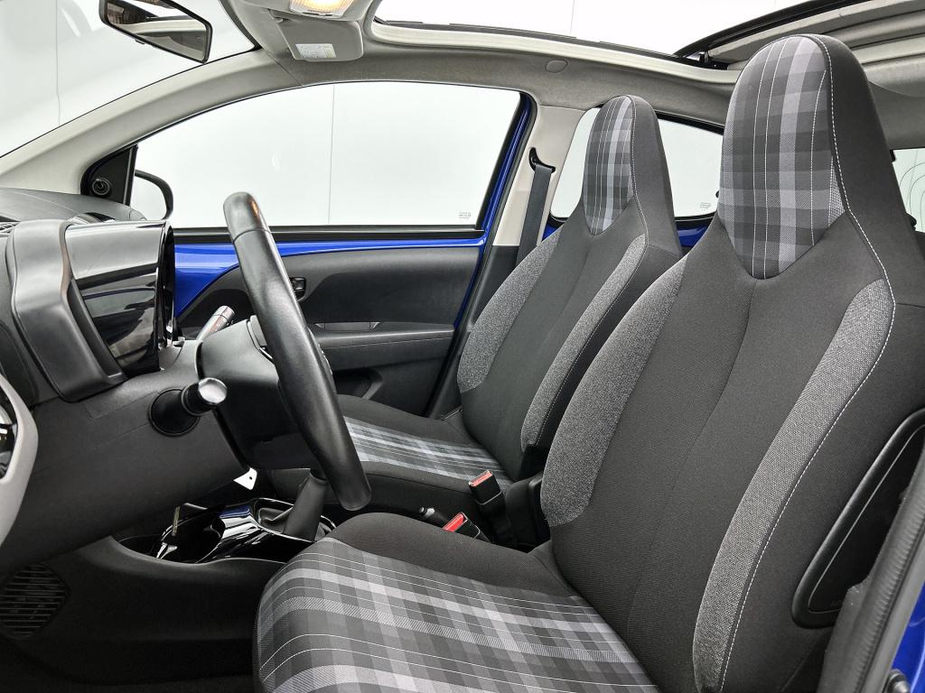 Peugeot 108 1.0 e-vti active top! | stoelverwarming | achteruitrijcamera | 