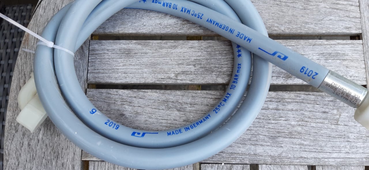 Aan en afvoerslang voor wasmachine -GERESERVEERD-