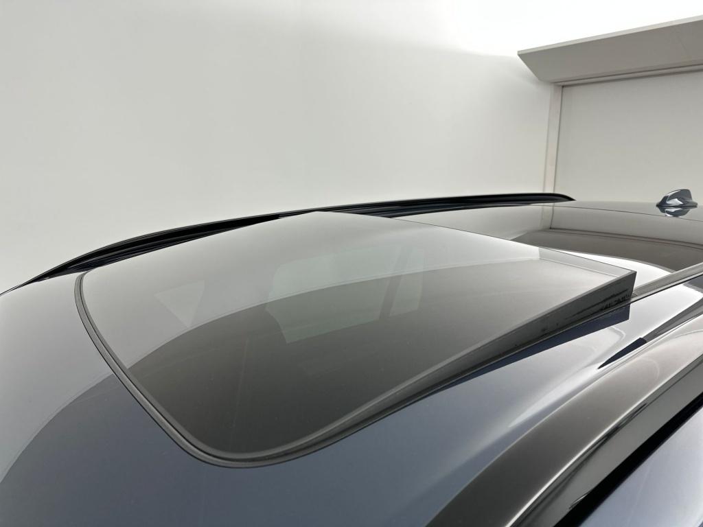 Volvo XC90 t8 awd gt ultra black edition executive