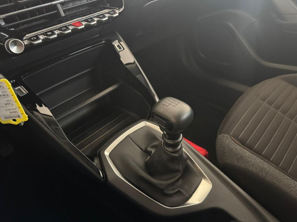 Peugeot 2008 1.2 puretech active
