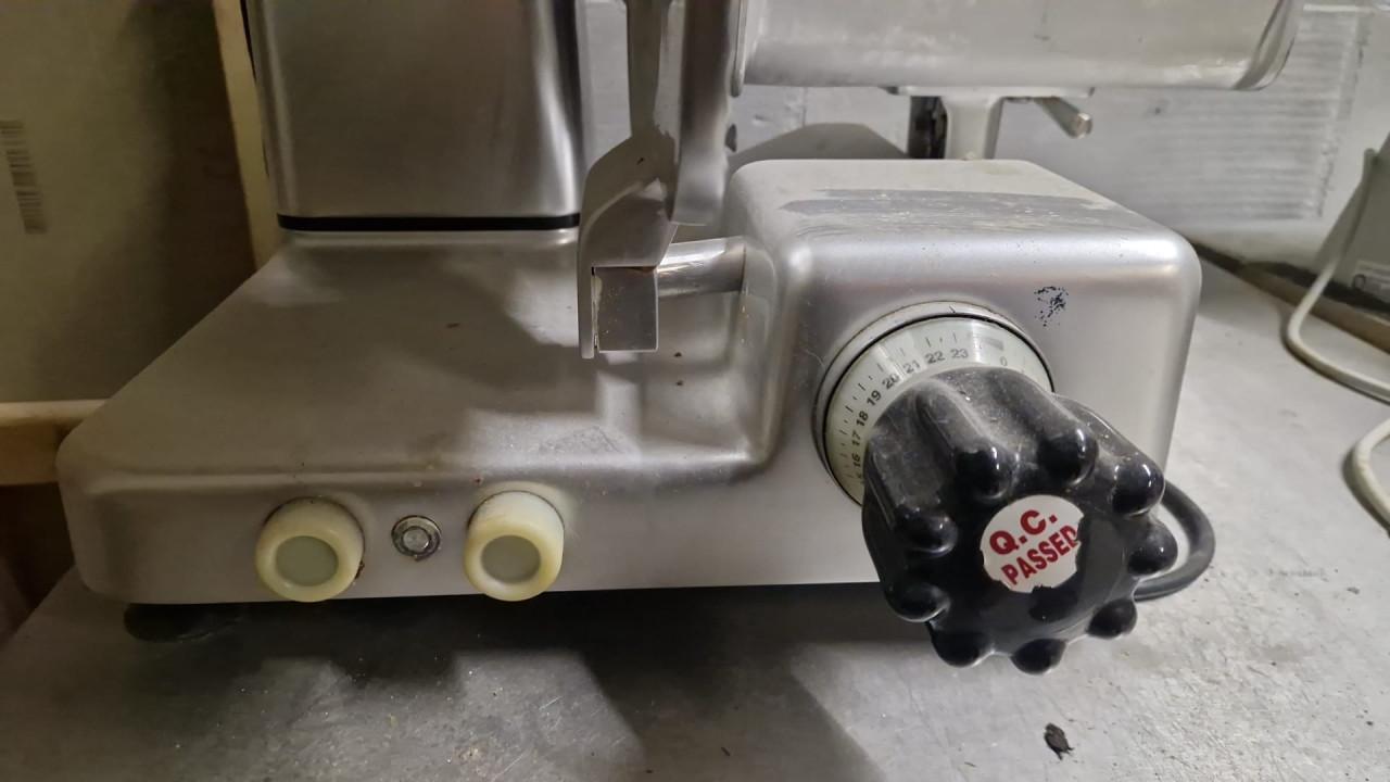 Vleessnijmachine – Opknapper