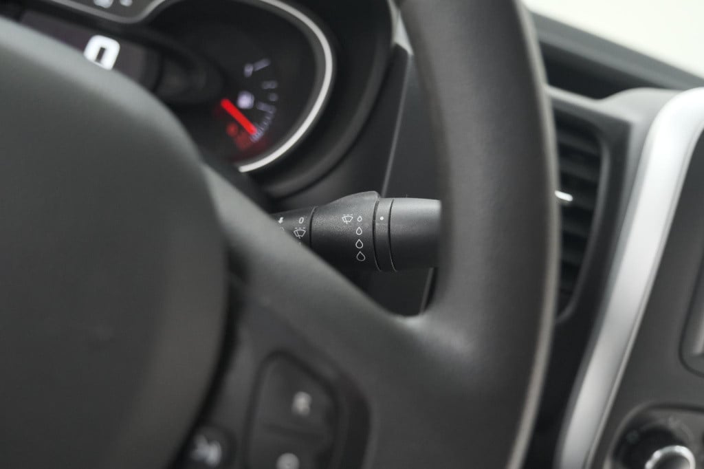 Renault Trafic 2.0 dci 120 t27 l1h1 work edition | trekhaak | apple carplay