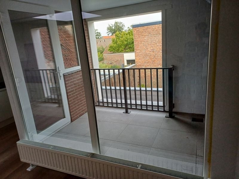 Te huur; Appartement met kantoor aan huis - IJzendijke