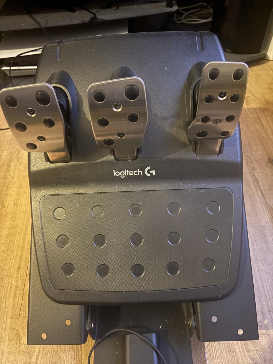 Playstation race seat