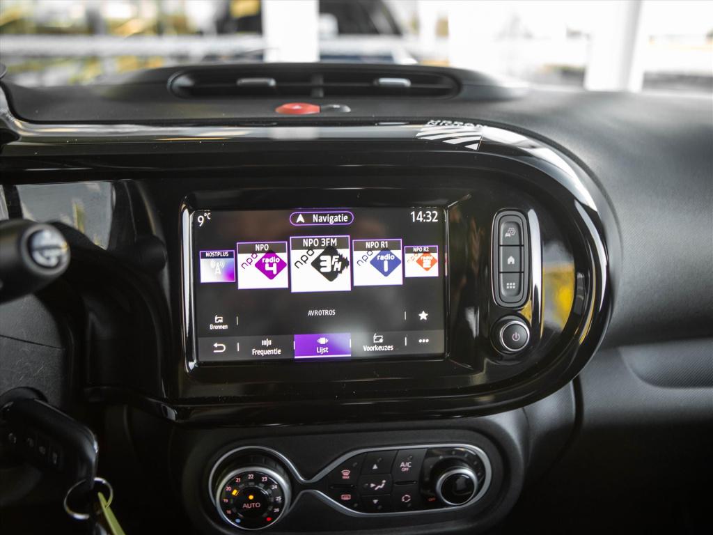 Renault Twingo r80 electric 82 série limitée urban night | apple carplay | 