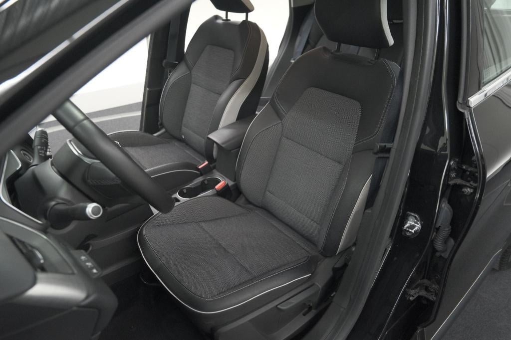 Renault Captur tce 100 intens | camera | stoelverwarming | navigatie | appl