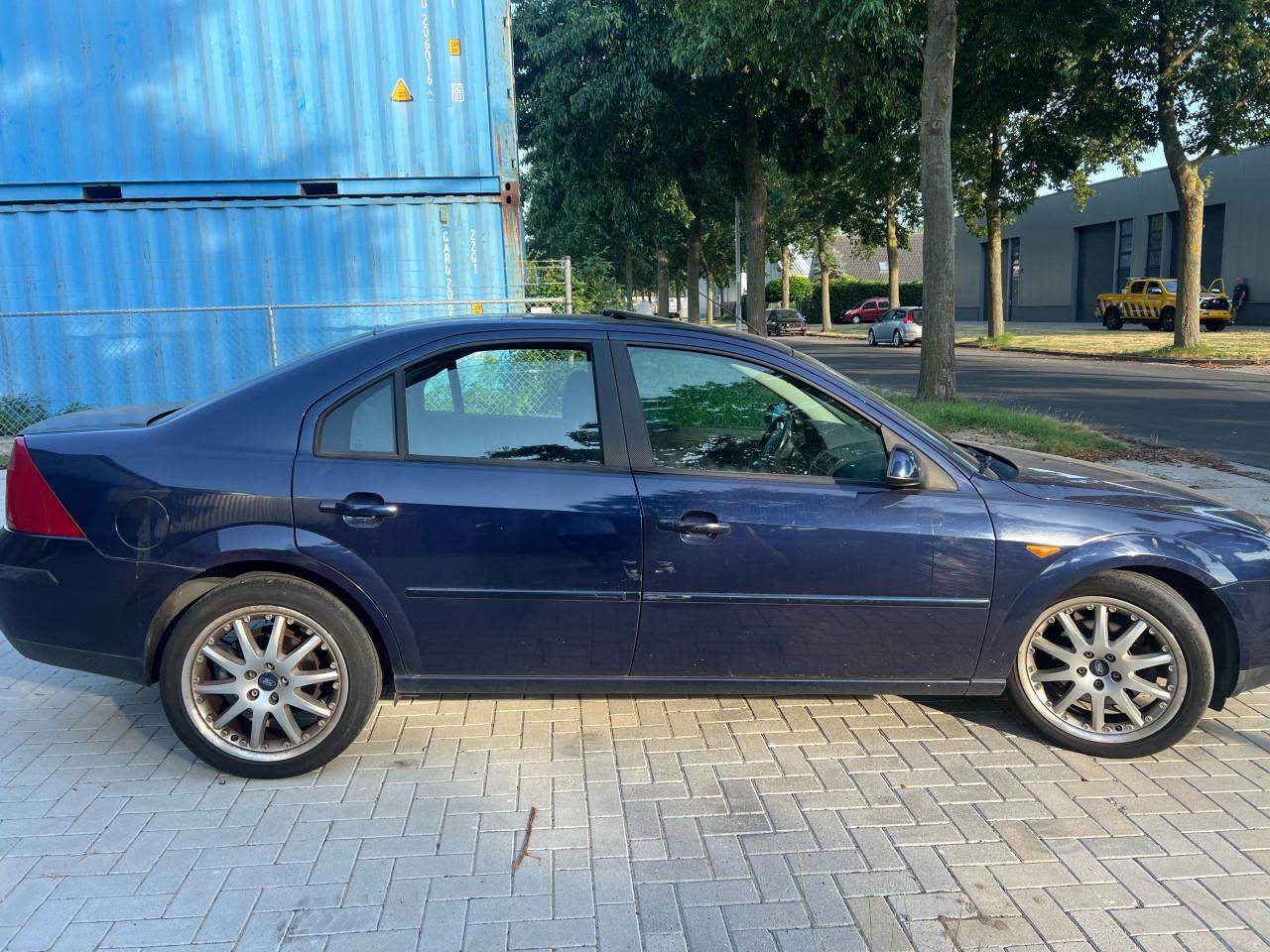 Ford Mondeo 2.0-16V Trend Automaat jaar apk