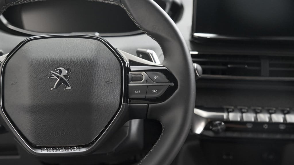 Peugeot 5008 puretech 130 eat8 allure pack business | 7 zitplaatsen | camer
