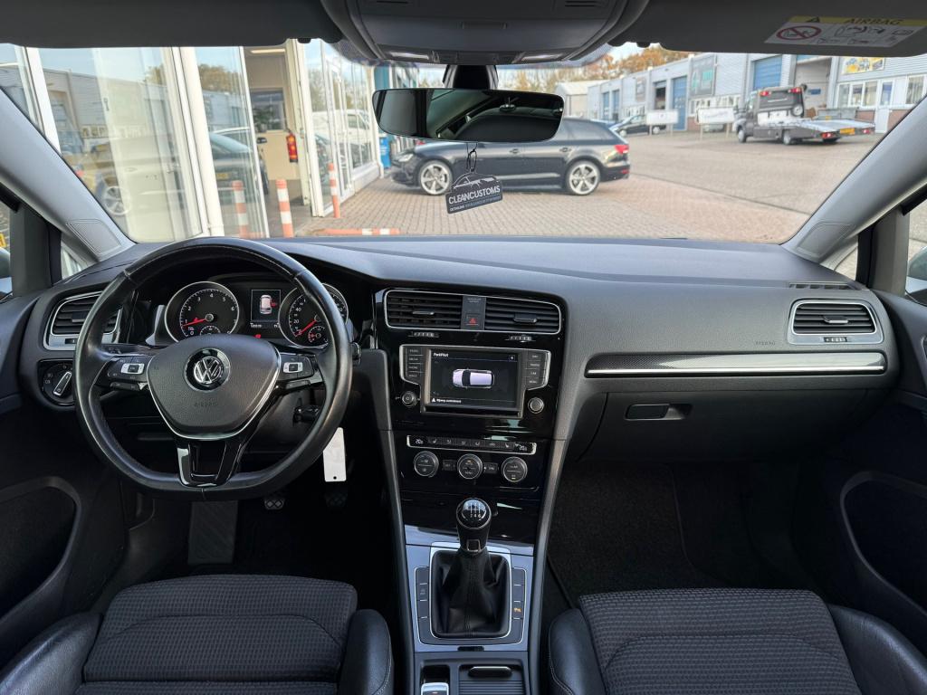 Volkswagen Golf 1.2 tsi connected series