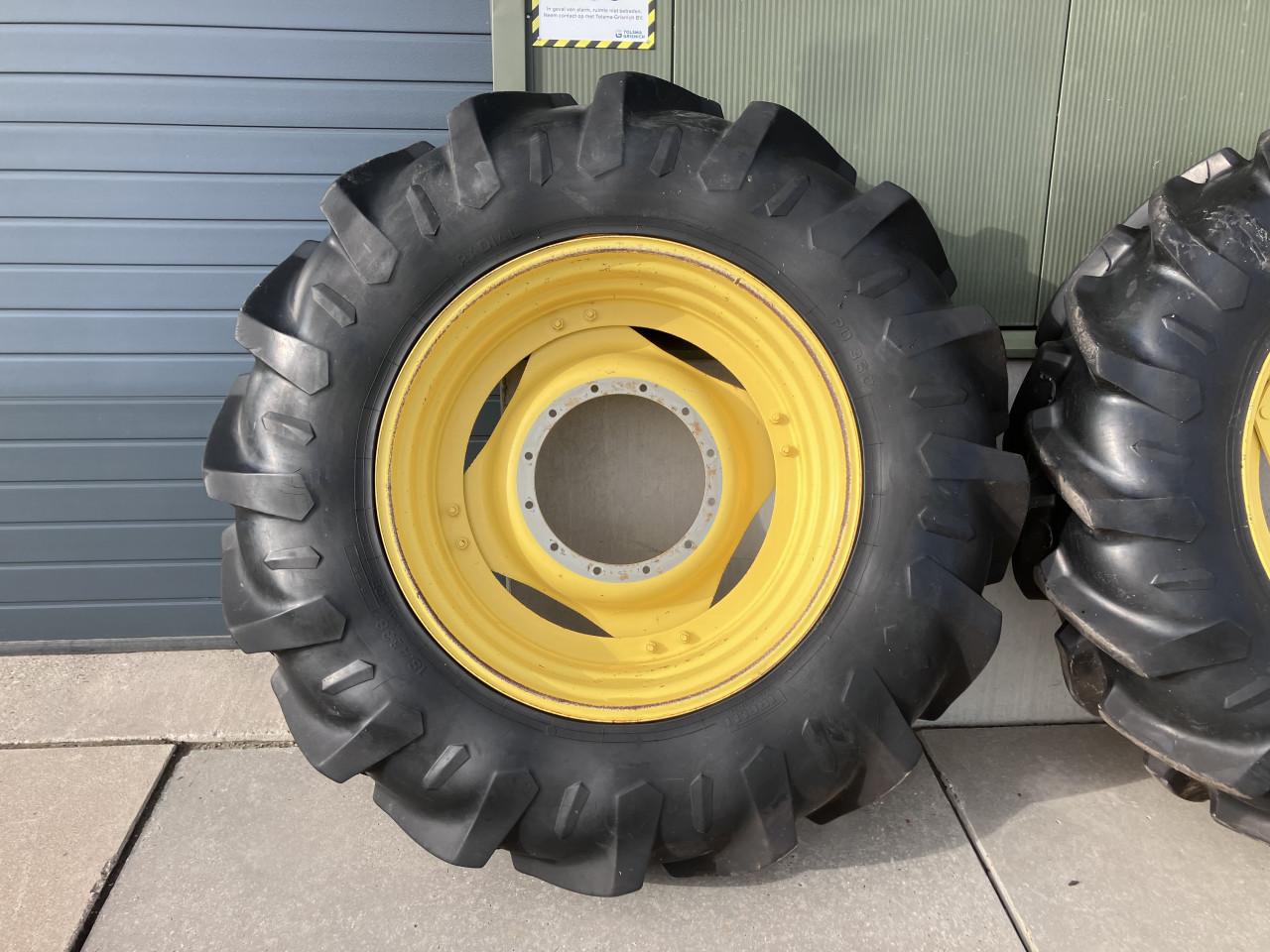 Mooie PIRELLI Ploegbanden