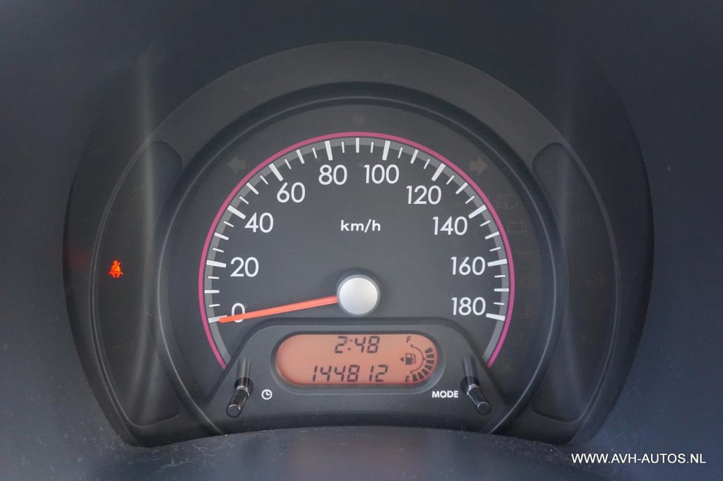 Nissan Pixo 1.0 acenta