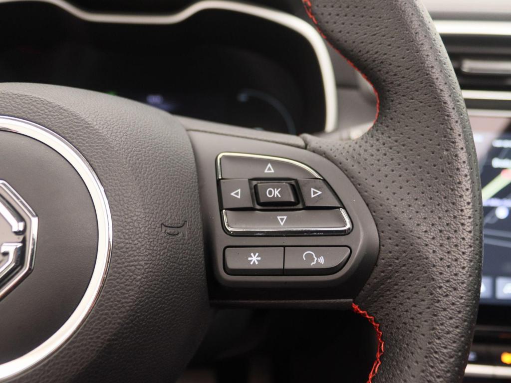 MG Zs Ev mg ev long range luxury 70 kwh | leder | navigatie | camera |