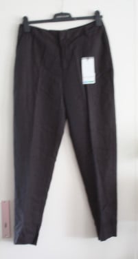 Nieuwe grijze pantalon maat 28-32