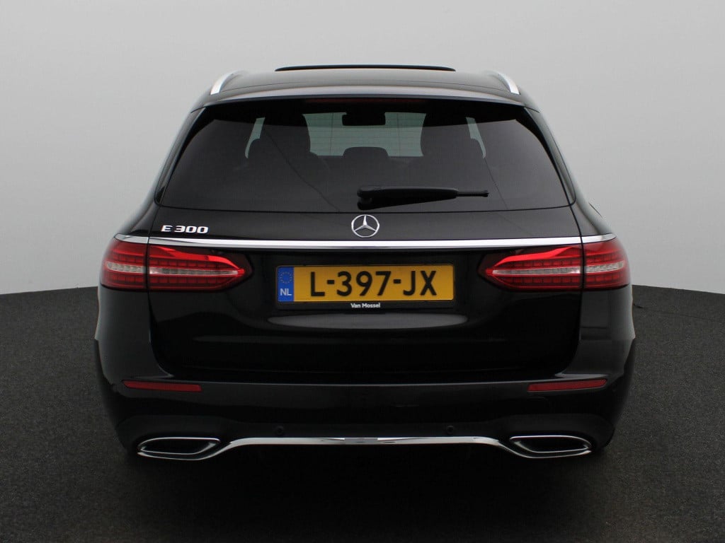 Mercedes-Benz E-Klasse estate 300 amg line | automaat | virtual cockpit | c