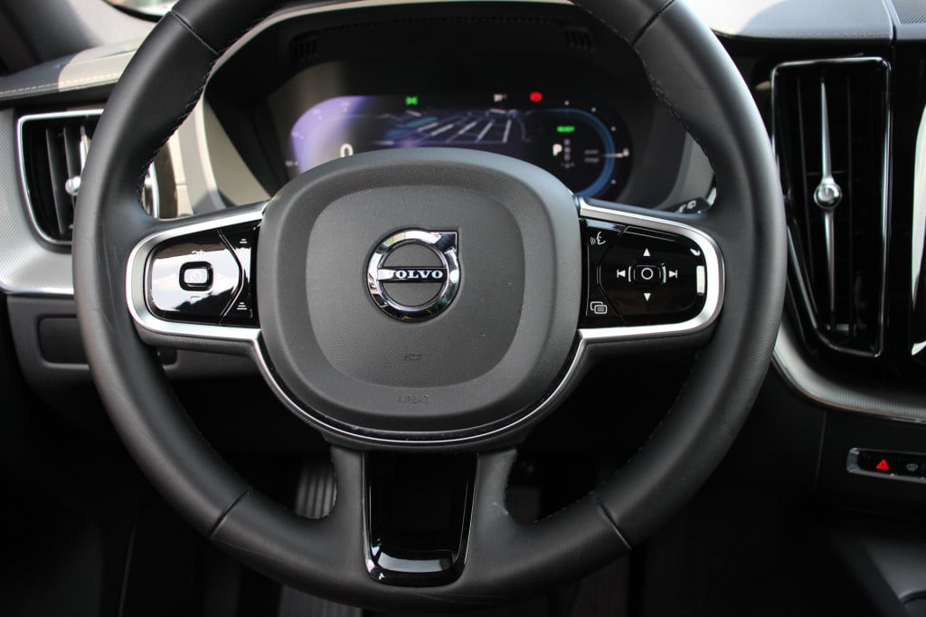 Volvo XC60 2.0 t8 awd polestar engineered | bowers & wilkins | 360 camera |