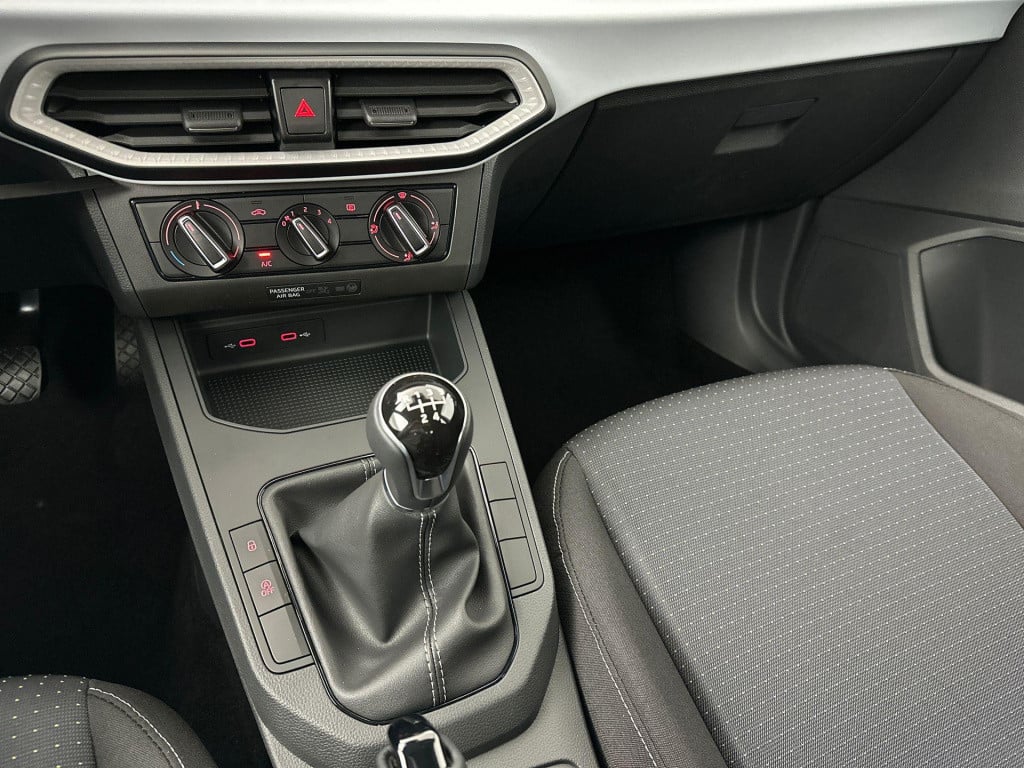 Seat Ibiza style 1.0 70 kw / 95 pk ecotsi hatchback 5 deurs 5