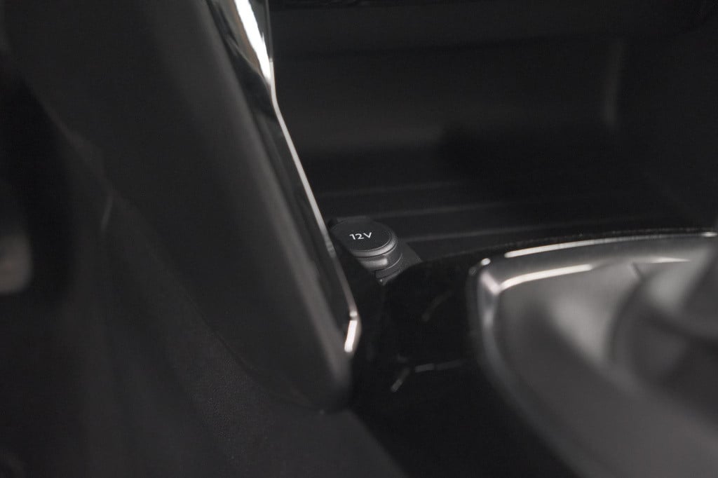 Peugeot 208 puretech 100 allure | adaptieve cruise control | camera | apple