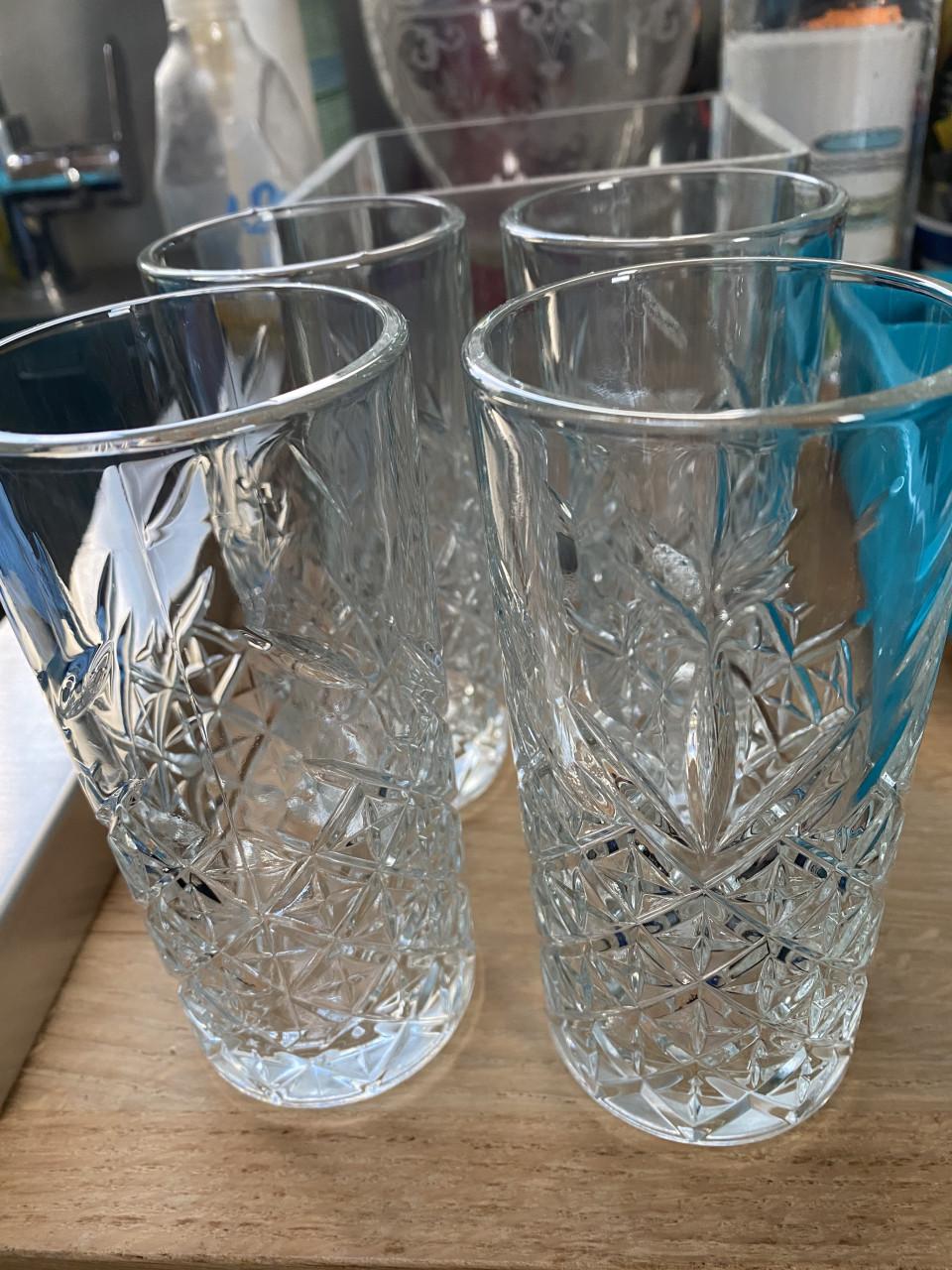 4 grote limonade/waterglazen