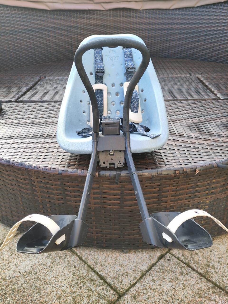 Fietstoeltje Yepp Mini incl scherm en 2 adapters (lichtblauw)