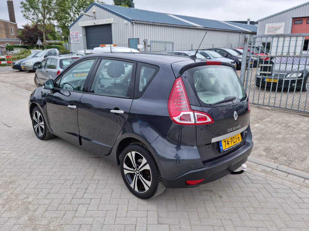 Renault scenic 1.4tce bose 130 pk bj 2011