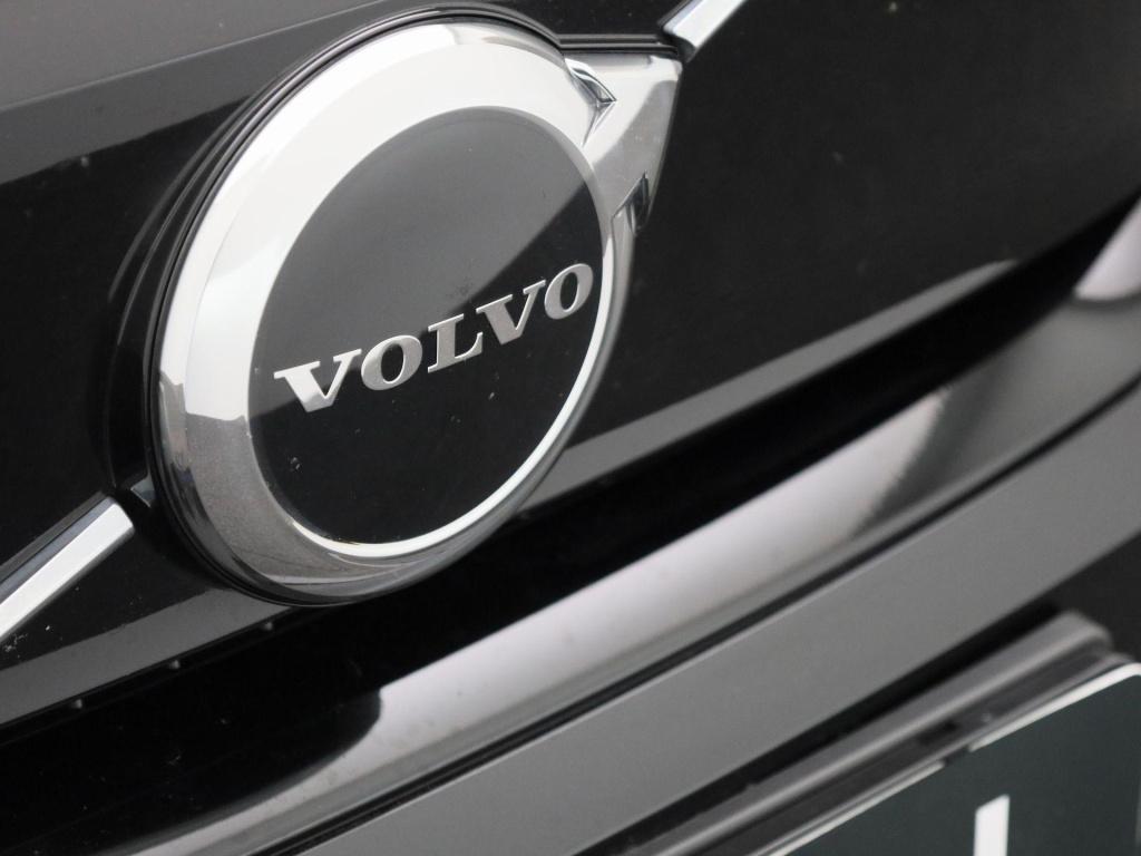 Volvo XC40 recharge core | automaat | apple carplay / android auto | virtua