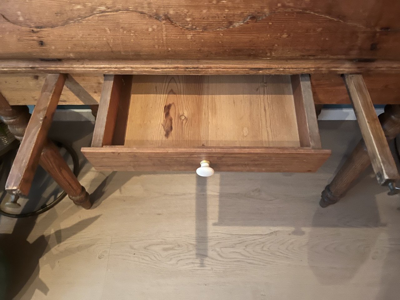 Leuk antiek bureau