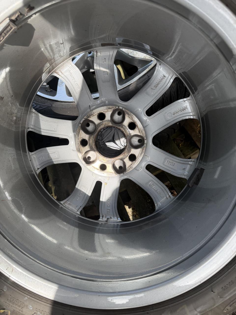 Originele 17 inch Mercedes C-Klasse W205 Velgen & Winterbanden