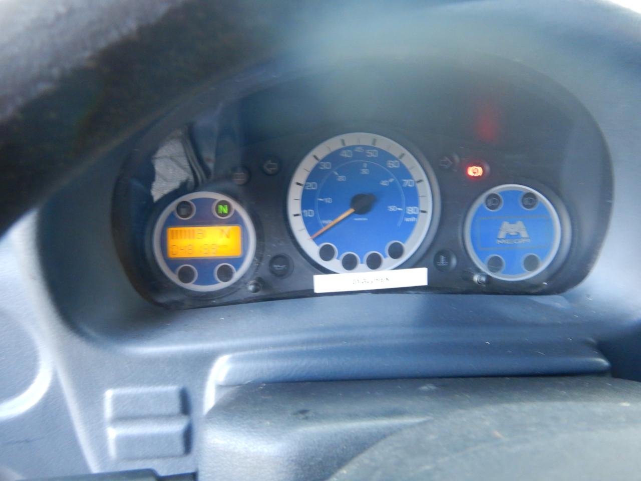 (Aixam) Mega brommobiel met gesloten laadbak