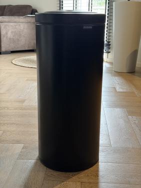 Brabantia Touch Bin Flat Top 30 liter