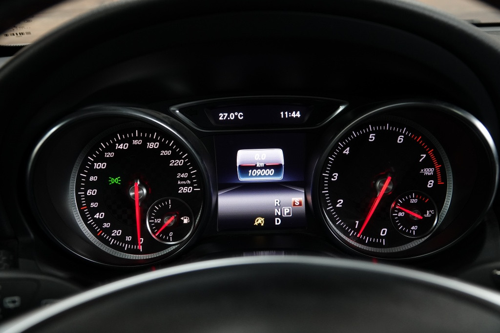 Mercedes-Benz A-Klasse 180 | amg-styling | pano | verkocht