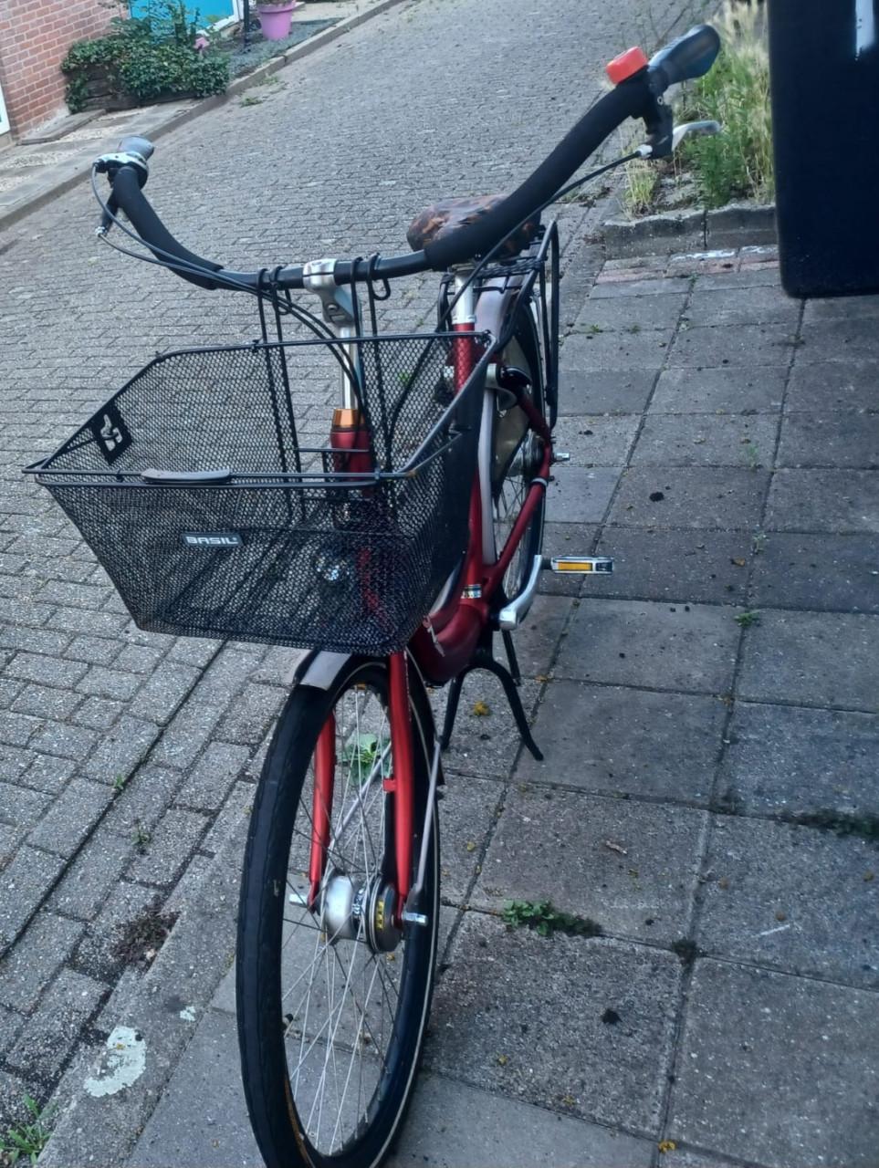 Union Flow 26 inch damesfiets incl. Basil mandje - Zeer nette staat