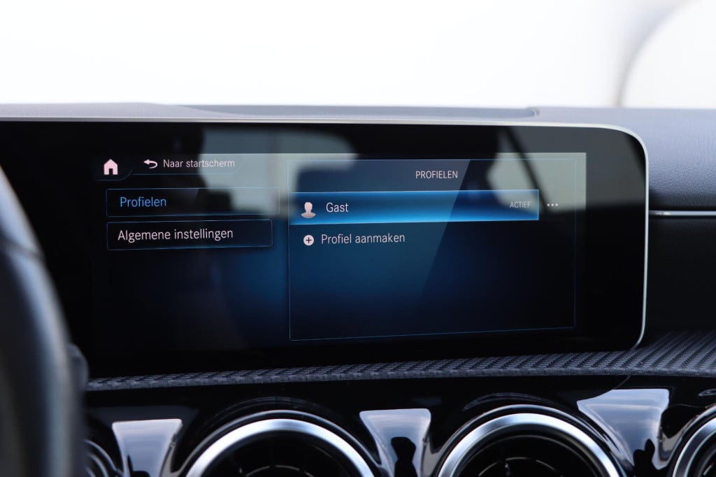 Mercedes-Benz A-Klasse 200 business solution plus upgrade