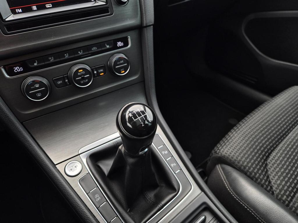 Volkswagen Golf 1.2 tsi comfortline / keyless / massagestoel / schuifdak / 