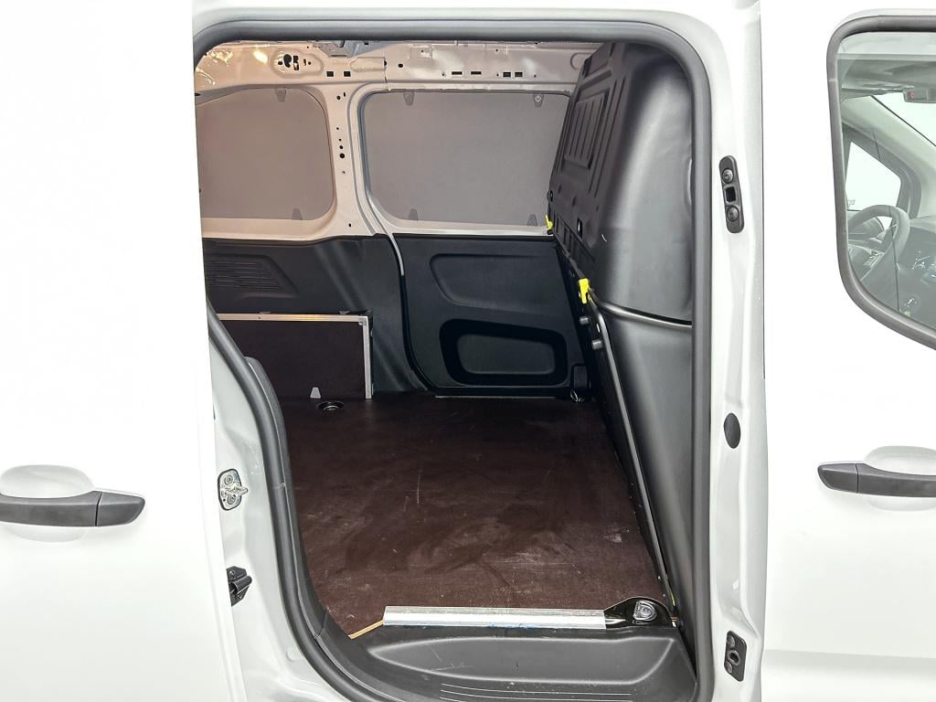 Citroen Ë-berlingo 136pk 50 kwh lengte 1 | rijklaar | 3 zitplaatsen | 360 c