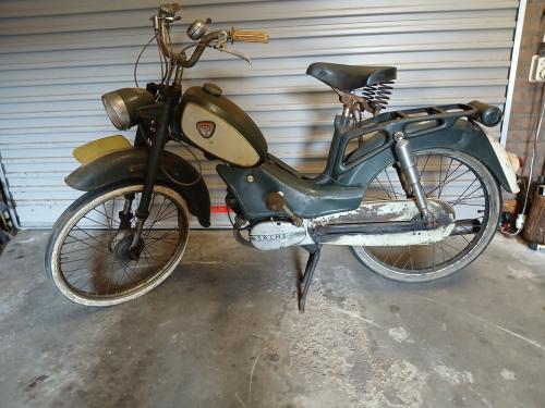 Magneet bromfiets 60-er jaren