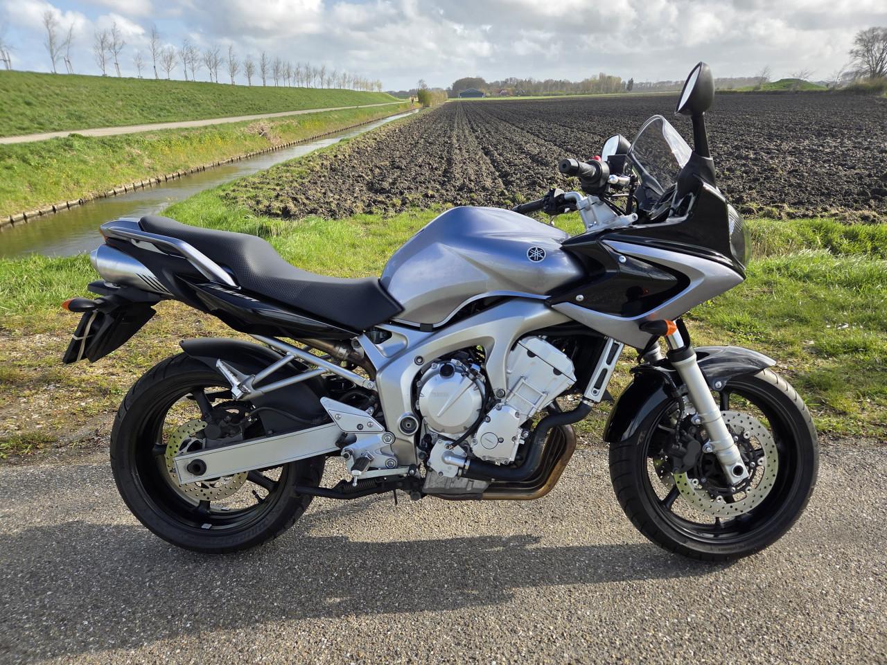 Yamaha FZ6 Fazer met zeer lage km-stand (inruil mogelijk)