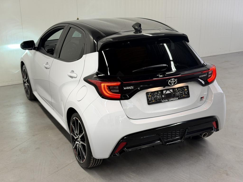 Toyota Yaris 1.5 hybrid gr sport