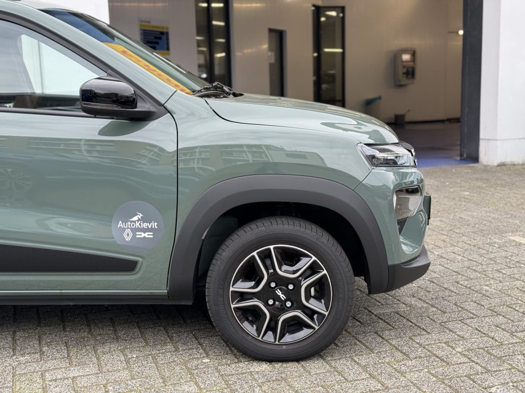 Dacia Spring essential 27 kwh - demo / reservewiel
