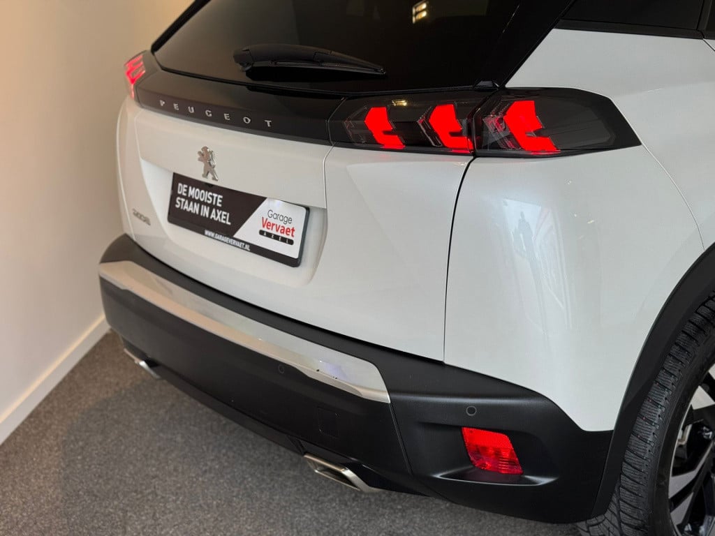 Peugeot 2008 1.2 puretech allure pack