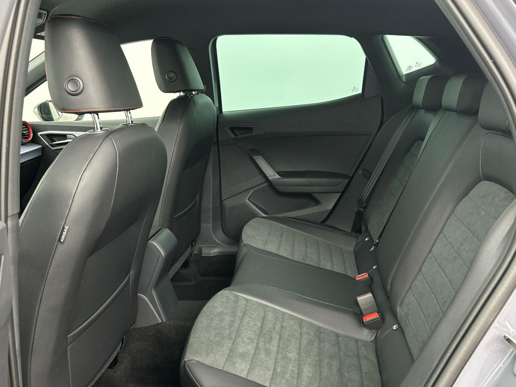 Seat Ibiza fr business connect 1.0 85 kw / 115 pk ecotsi hatc