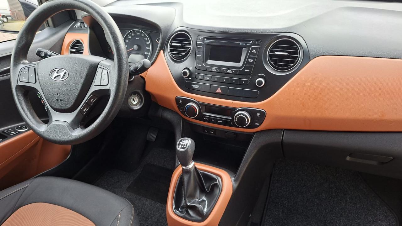 Hyundai I10 1.0 I-Motion Comfort Plus 5deurs bj:2013 airco i.z.g.st