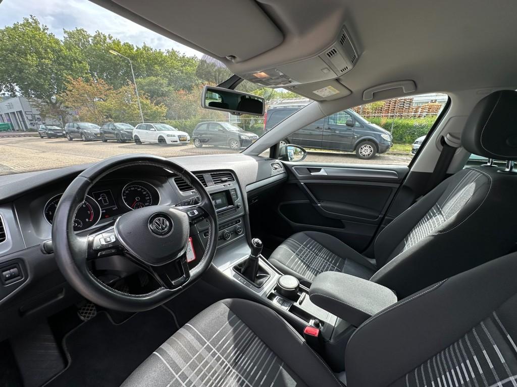 Volkswagen Golf 1.2 tsi lounge trekhaak parkeersensoren elect. inklapbare s
