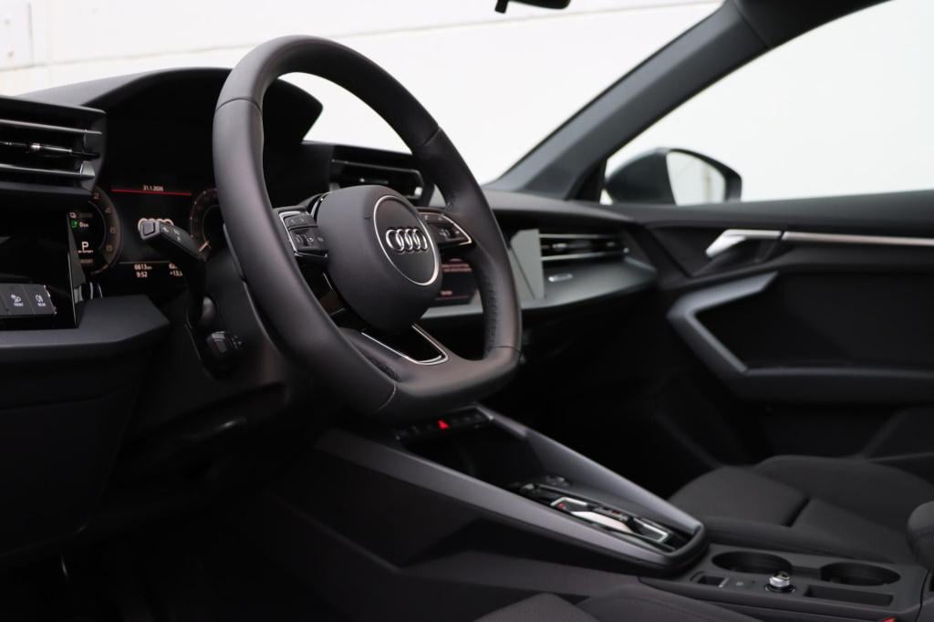 Audi A3 sportback 40 tfsi e advanced edition 204pk