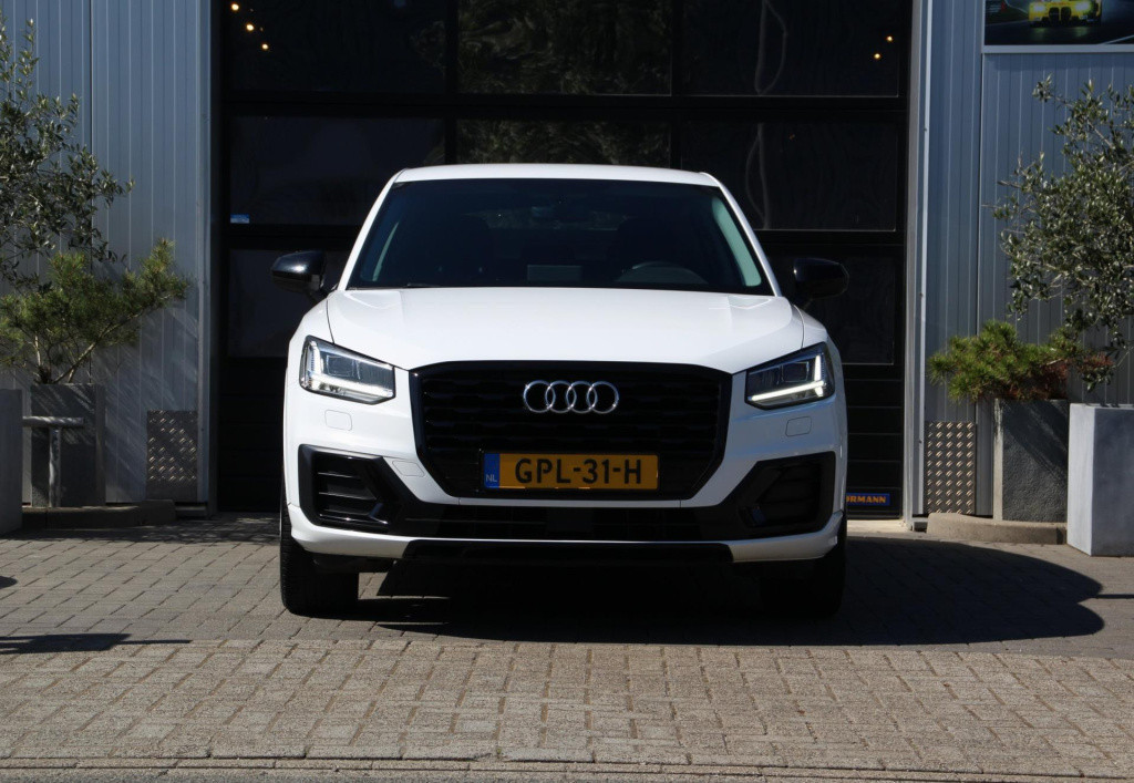 Audi Q2 1.4 tfsi sportline - automaat - acc - led - matrix - apple carplay 